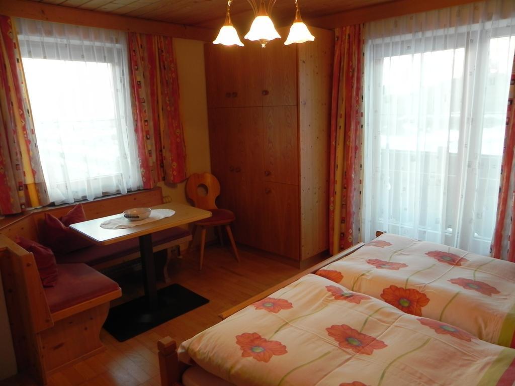 Matzenhof Villa Matrei in Osttirol Room photo